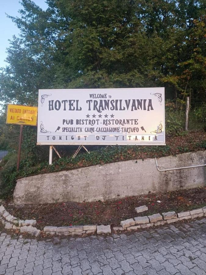 Hotel Transilvania Pian del Voglio Bagian luar foto